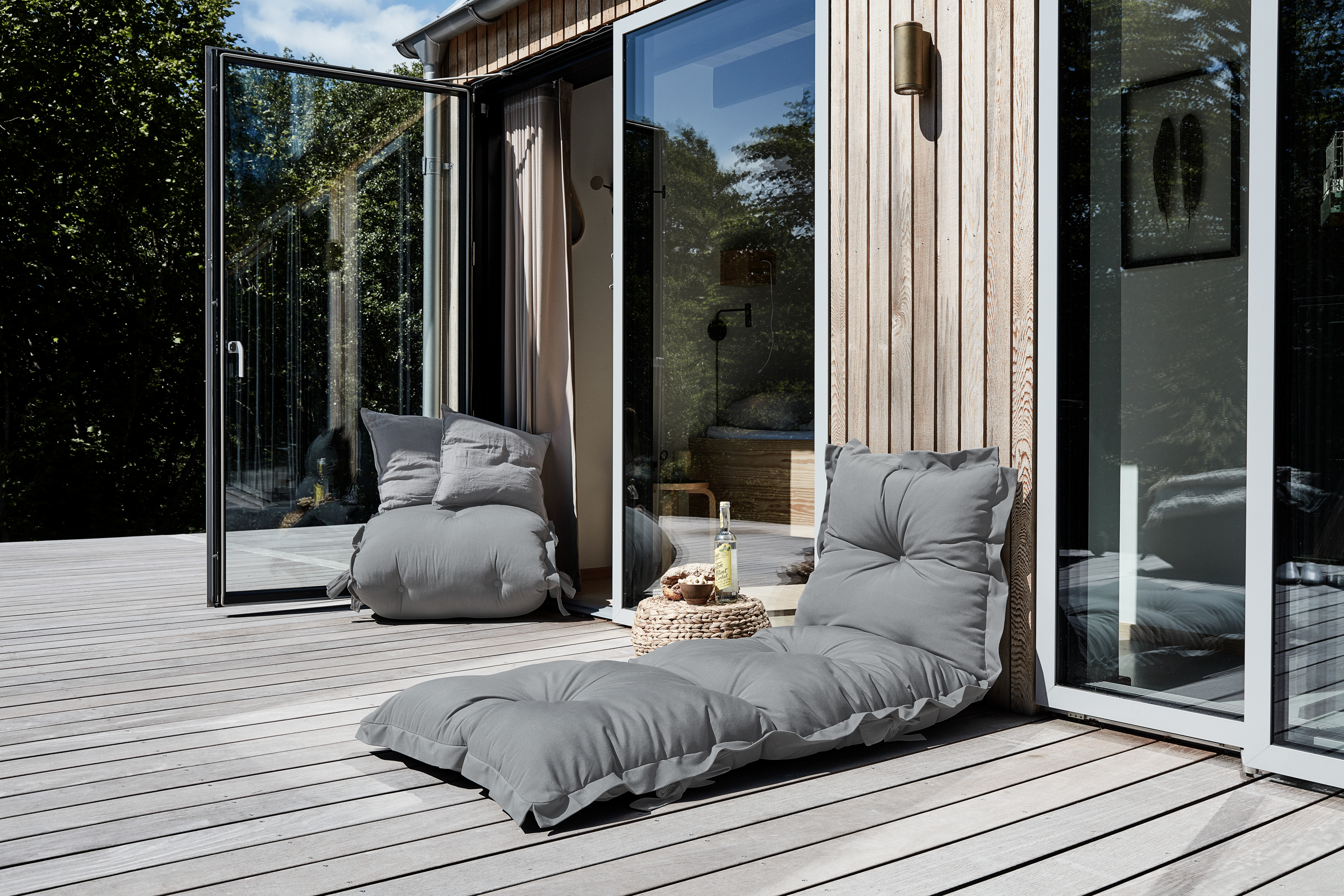 Karupdesign_sitandsleep_out_817403080200_styleimage_1.jpg